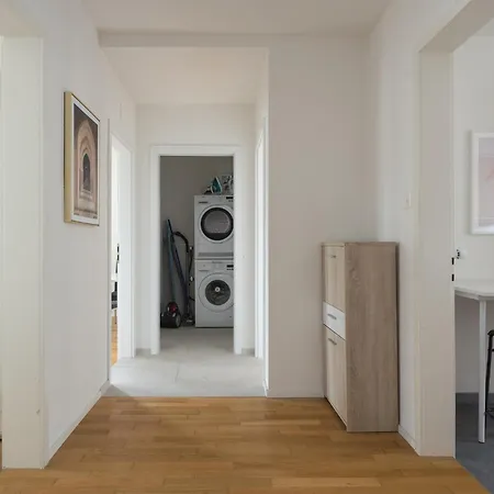 Downtown Dream 3,5br With Balcony And Style Ba22