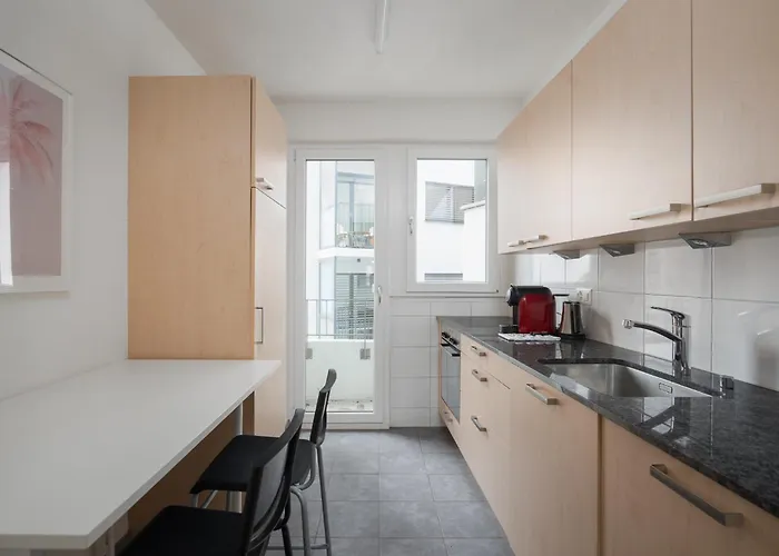 Downtown Dream 3,5br With Balcony And Style Ba22 Цюрих