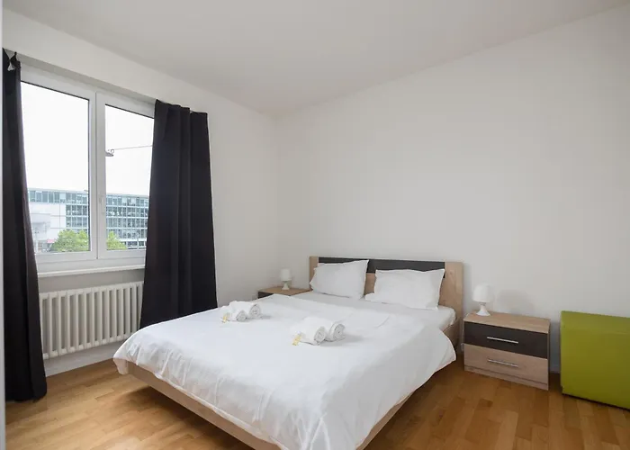 Downtown Dream 3,5br With Balcony And Style Ba22 Апартаменти Цюрих